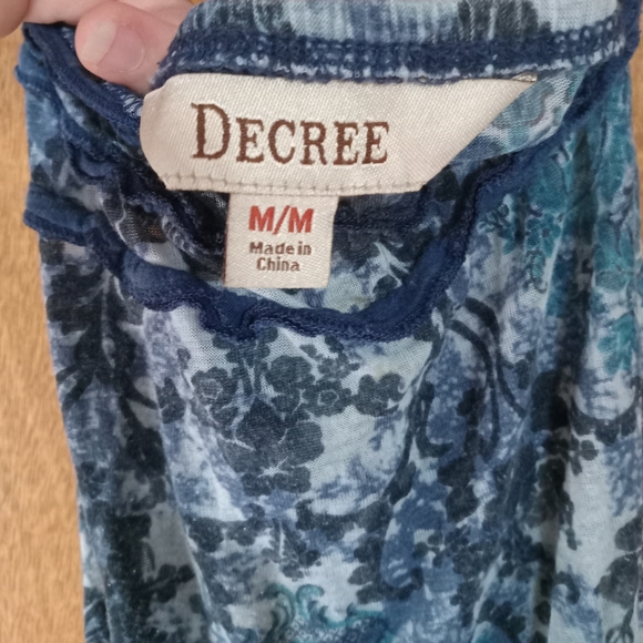 Decree top - Picture 2 of 3